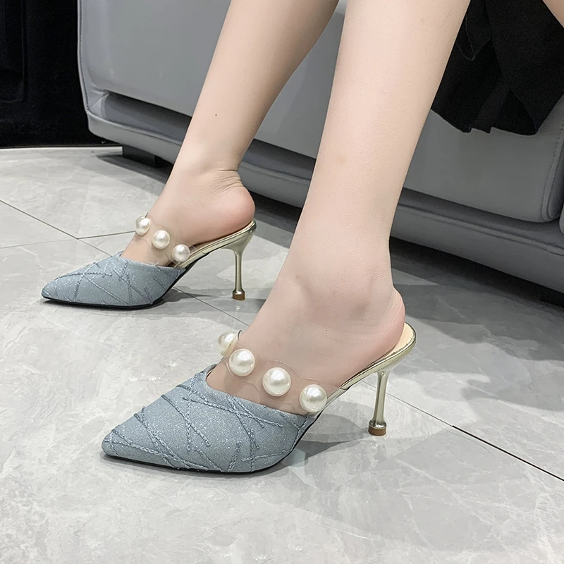 2022 Verão Nova Moda das Mulheres Sapatos de Cor Sólida Pérola Pontiagudo Dedo do pé Dedo do pé Confortável de salto alto Casual Sandálias e Chinelos Mulheres