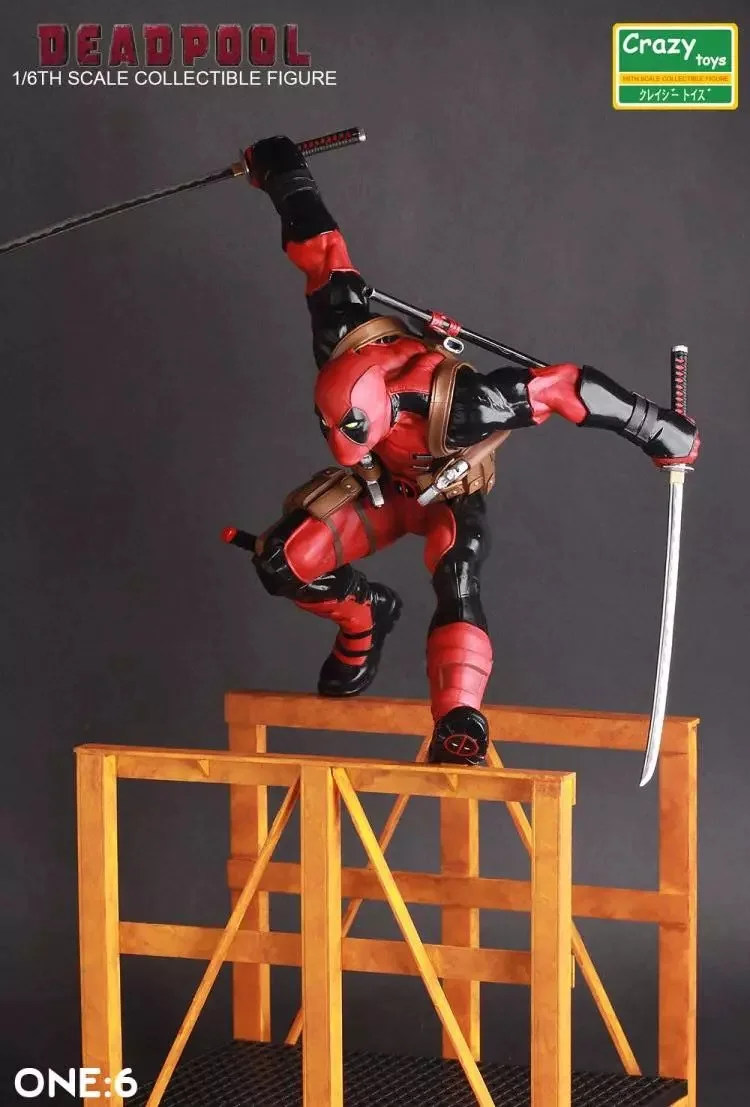 Louco Brinquedos Deadpool 1:6 Saltar Obstáculo Estátua de PVC Figura Colecionável Modelo de Brinquedo 28cm