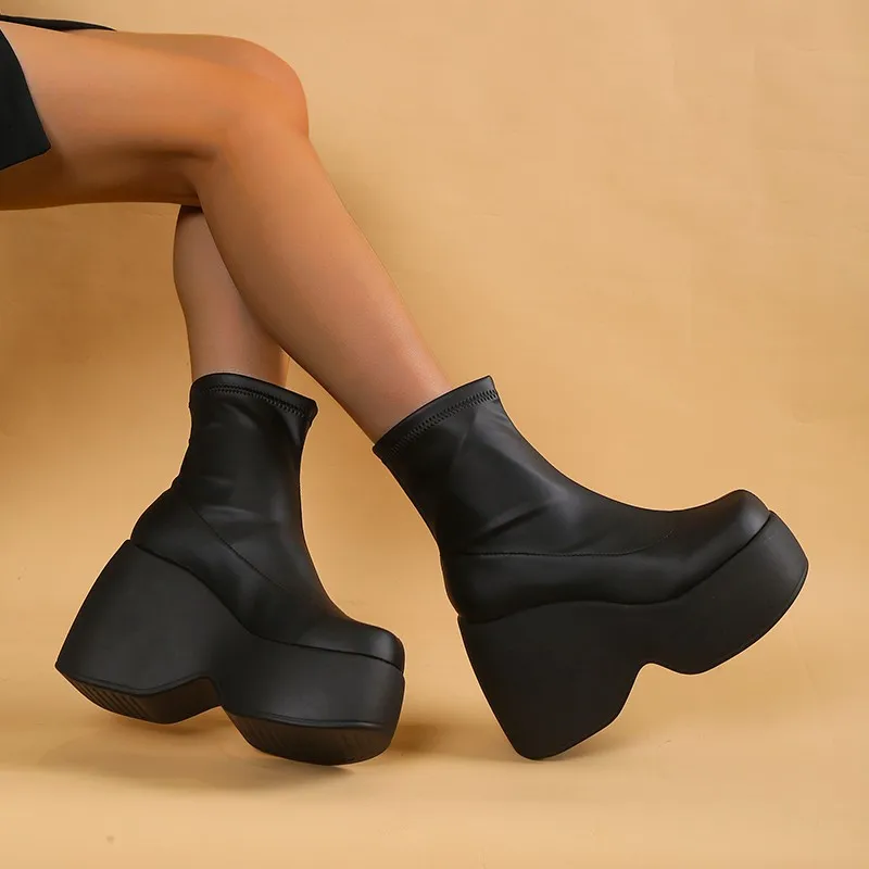 Outono Inverno Cunhas para as Mulheres a Moda Ankle Boots Gótico Sapatos Punk Plataforma Senhoras Joelho Alto Botas Botas De Mulher Plus Size 43