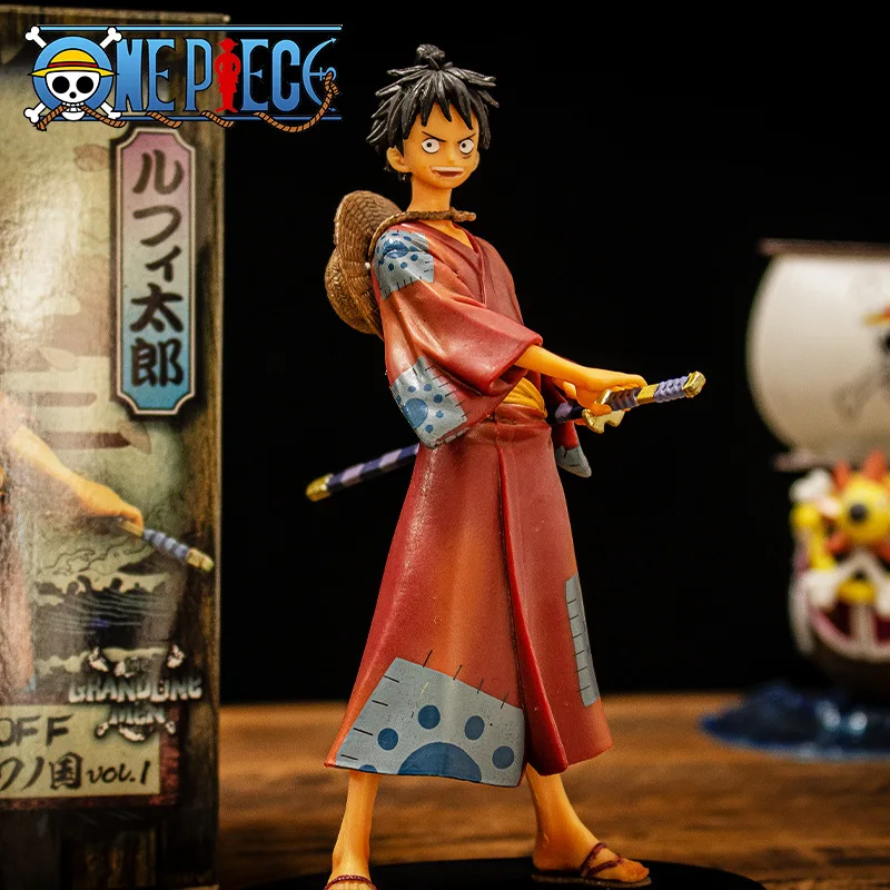 Um Pedaço de Anime Figura de Luffy, Zoro, Sanji Strawhat Tripulação de PVC Figura de Ação Colecionáveis Modelo de Decoração Brinquedo de Boneca de Presente de Natal